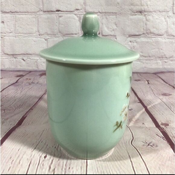 Vintage Green Ceramic Handled Mug with Lid Bird Floral Design - Picture 2 of 9